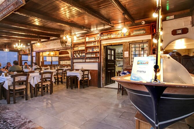 Santorini Highlights Small-Group Tour with Authentic Greek Lunch - Who will get the most from this tour