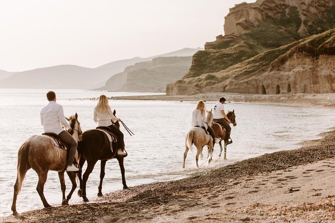 Santorini: Horse Riding to the Black Sandy Beach (Eros beach) - The main strengths and weaknesses