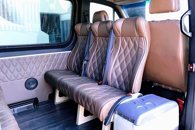 Santorini Hotel/Port & Airport Transfers - Why a private Santorini ride can be worth the money