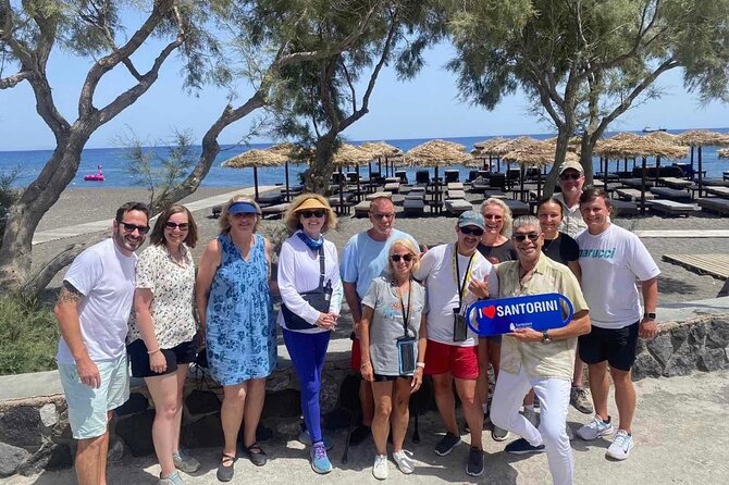 Santorini in 5 hours: Oia, Traditional Villages & Black Beach - What the minibus adds to the day