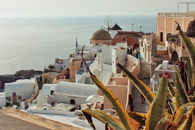 Santorini Instagram and TikTok Photo Spots Private Tour - Key points at a glance