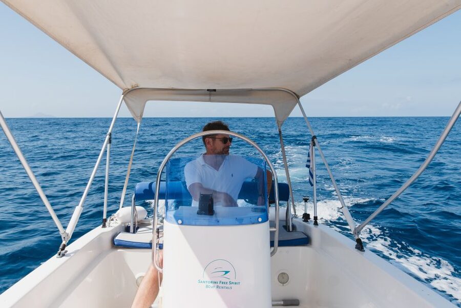 Santorini: License-Free Boat Rental with Ice, Water, & Fruit - Swimming at the hot springs