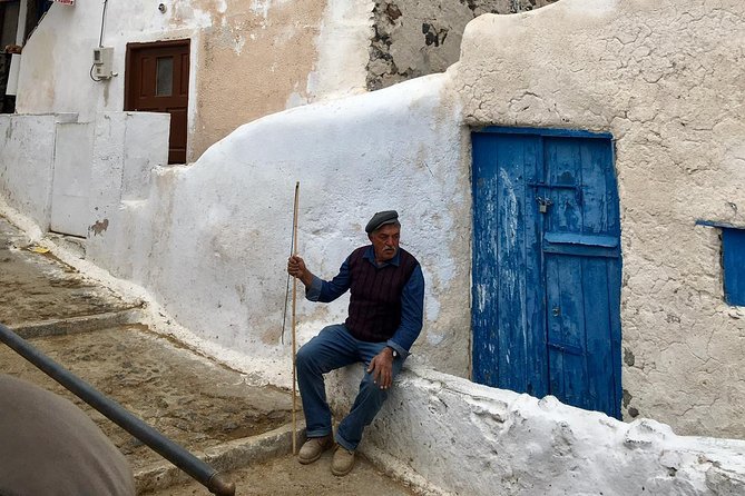 Santorini: Local Life Full Day Tour - Why this six-hour route works well