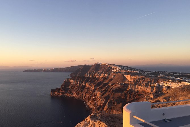 Santorini Luxury Custom Private Tour with Local guide - Oia: blue domes, caldera views, and careful timing