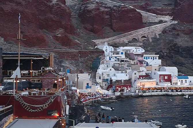 Santorini Luxury private tour for small groups - What the guide and driver add