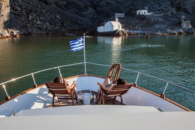 Santorini: Motor Yacht Private Cruise with 5-Course Meal - Leaving Vlihada for Santorini’s southern coast