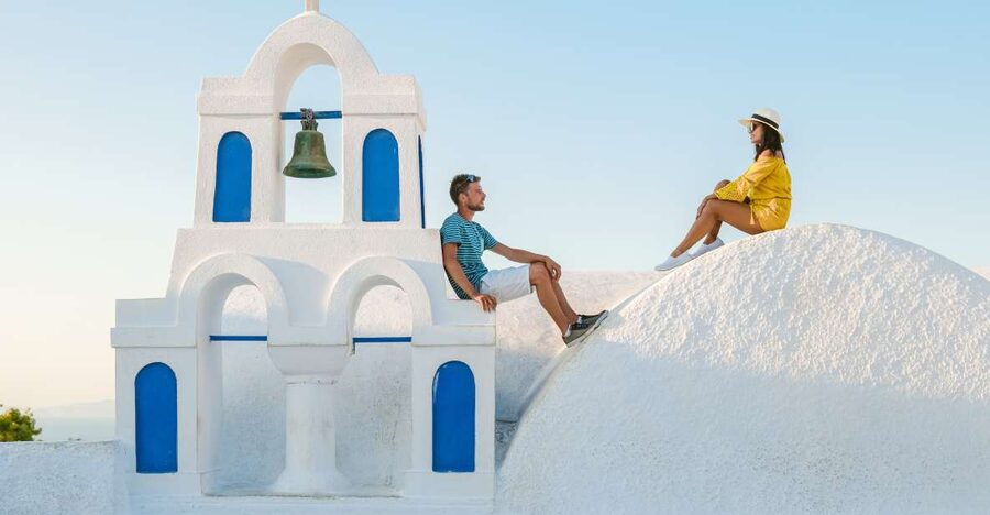 Santorini: Oia Village Professional Photo Shoot - Why a short Oia photo shoot can be worth it