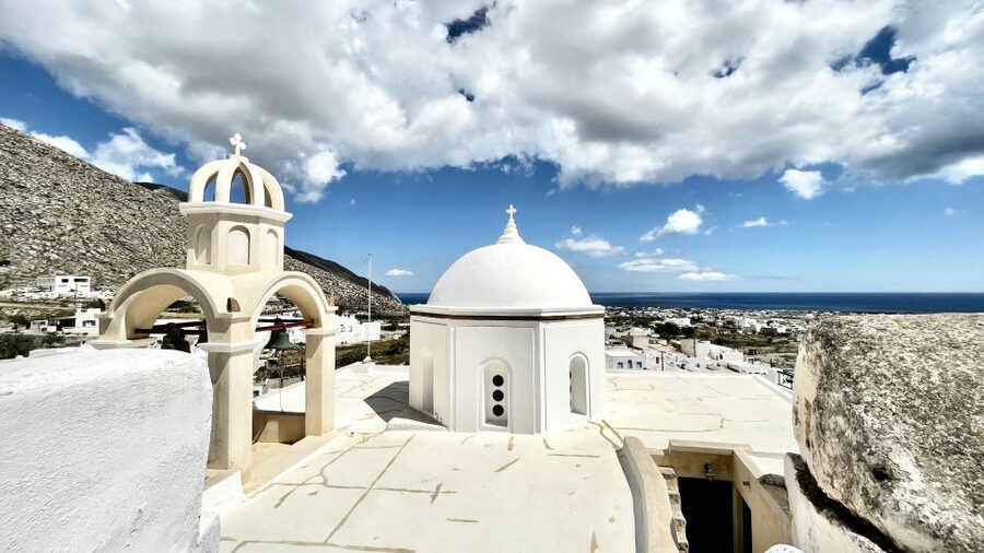 Santorini On a private tour with the experts - Red Beach and black-sand Perissa