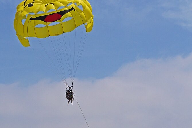 Santorini: Parasailing Flight Experience at Black Beach - What 300 feet above Santorini feels like