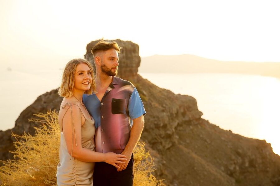 Santorini: Photo Shoot with a Private Vacation Photographer - Why a private photo shoot makes sense in Santorini