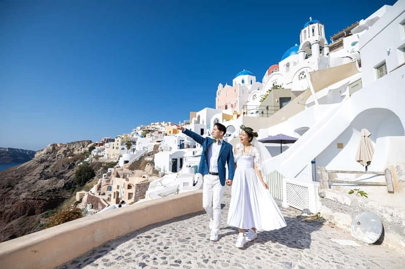 Santorini: Photo Tour With Professional Photographer - Who will get the most from this experience?