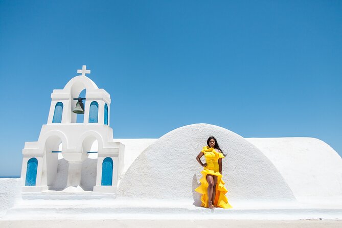 Santorini Photoshoot Oia - Receiving the 35 edited images