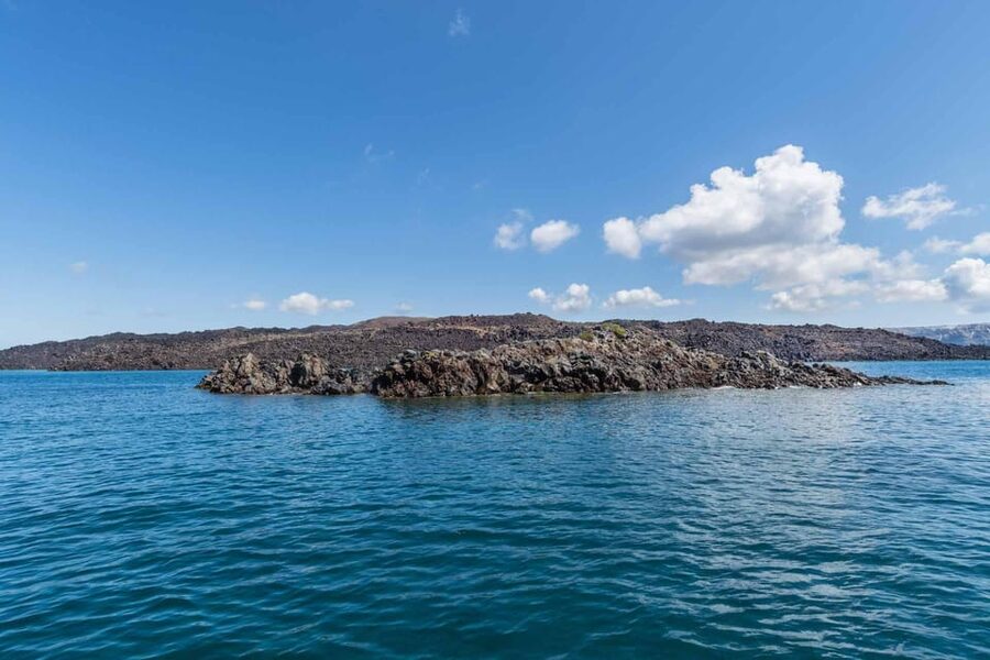 Santorini Port: 3 Hour Cruise to Volcano and Hot Springs - Getting to the port and back to Fira