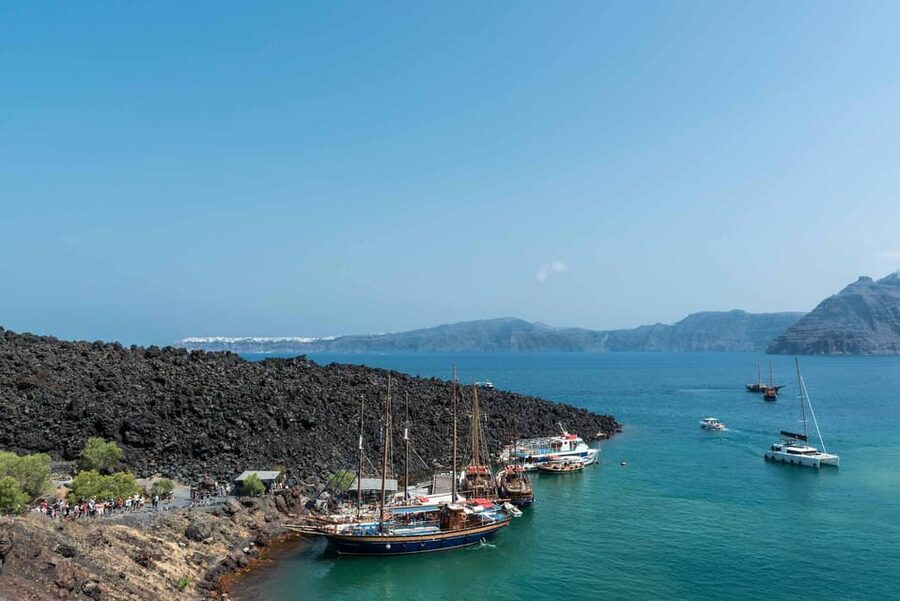 Santorini Port: Cruise to Volcano, Hot Springs & Thirassia - Key points at a glance