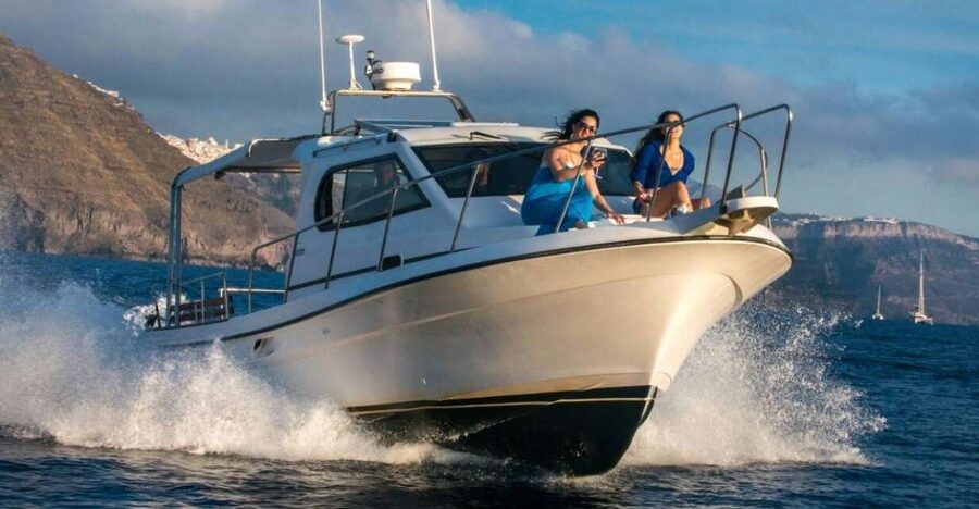 Santorini Private Cruise boat fishing tour - BBQ, Snorkeling - Leaving Ormos Ammoudiou for the Aegean