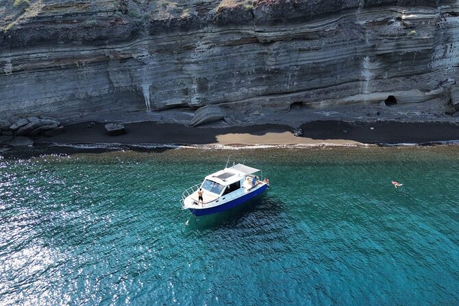 Santorini Private Cruise Sightseeing Tour with BBQ and Drinks - Key things to know before you book