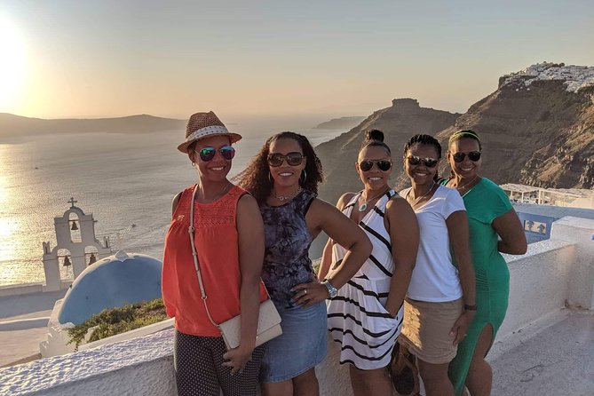 Santorini Private Custom Tour 6 - Hours - A private Santorini day with room to change course