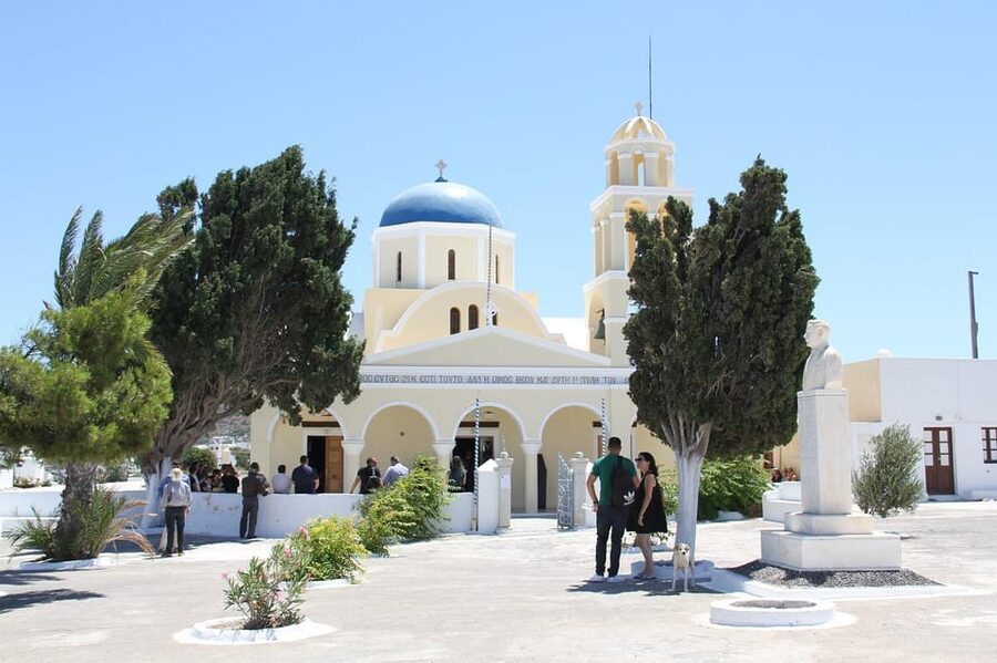 Santorini: Private Customizable Tour with Flexible Lenghts - Choosing three, five, or ten hours
