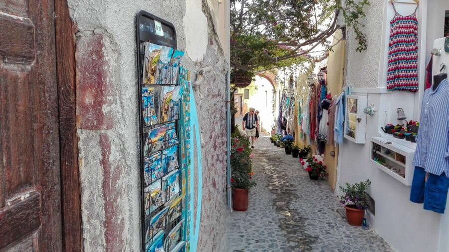 Santorini: Private Day Tour with Guide - Price, guides, and what is included