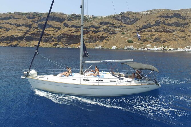Santorini Private Daytime Sailing Cruise with Meal, Drinks &Transfer included - A homemade Santorini meal on board