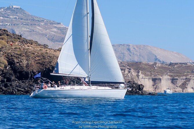 Santorini Private Daytime Sailing Tour with Meal, Drinks &Transfer included - Crossing between Santorini’s volcanoes