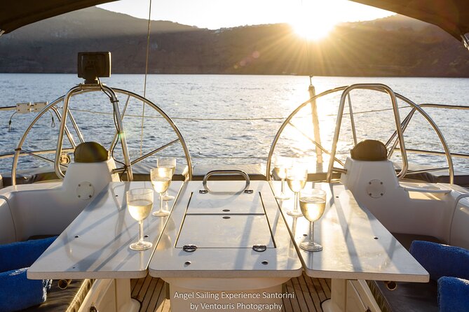 Santorini Private Daytime Sailing Tour with Meal, Drinks &Transfer included - The return past Aspronisi and Thirassia