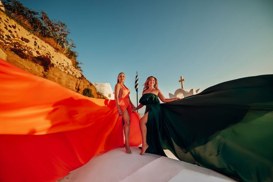 Santorini: Private Flying Dress Photoshoot Experience - Price, extras, and the real cost