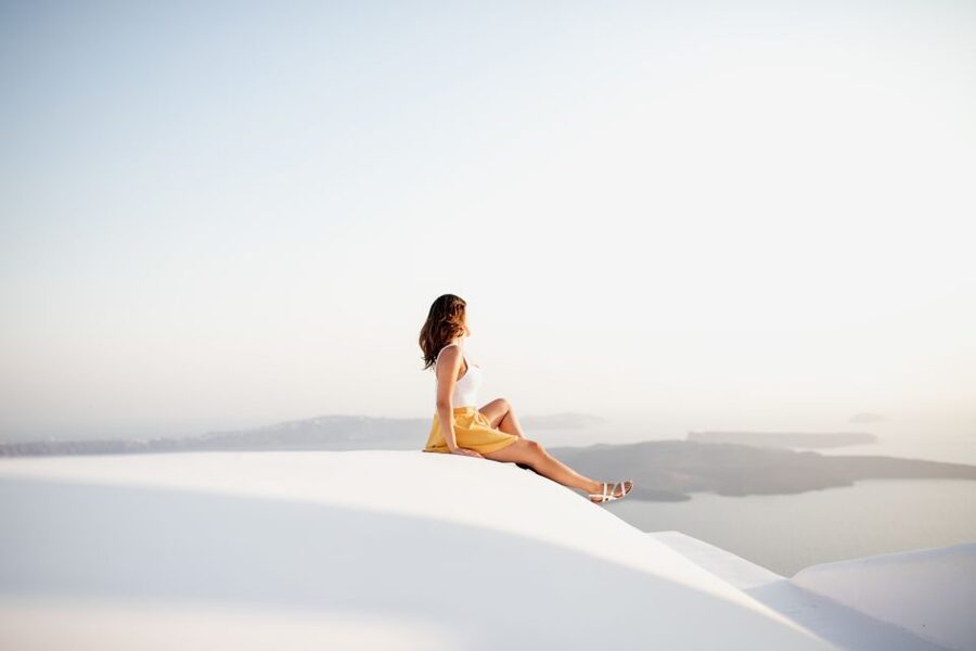 Santorini: Private Four Hour Tour - Caldera villages reward short walks