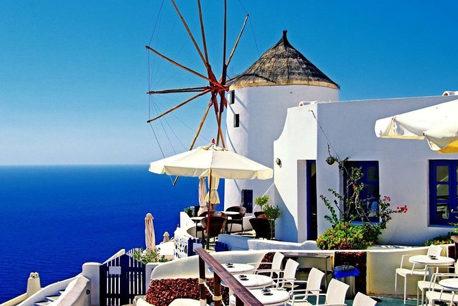 Santorini Private Full Day Tour 9 hours - Oia: beauty, crowds, and time management