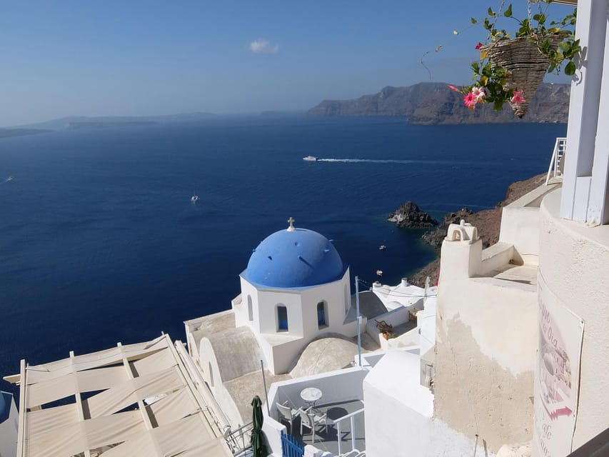 Santorini : Private Guided Highlights Tour - Walking, comfort, and mobility