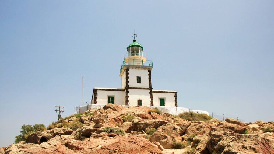 Santorini: Private Guided Sunrise Tour with a Sunrise View - Ancient Thera opens the morning