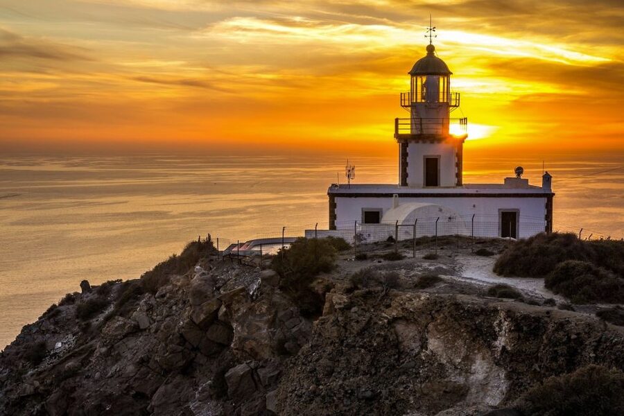 Santorini: Private Guided Tour with Sunset View - Why a private drive works well on Santorini