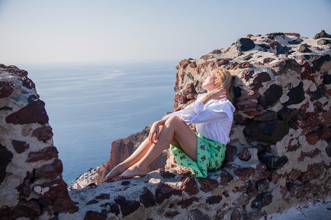 Santorini Private One Hour Photoshoot - Who should book this experience?