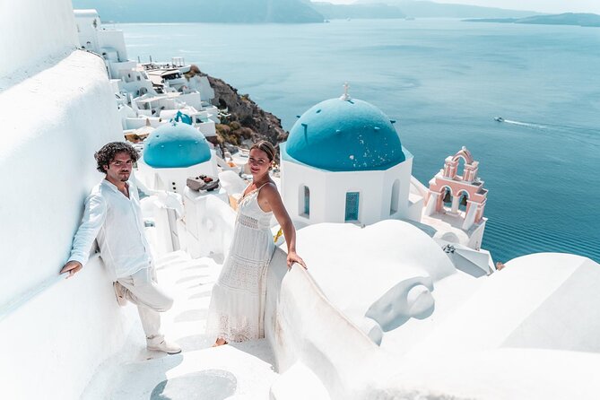 Santorini Private One Hour Photoshoot - Oia, Imerovigli, and quieter photo locations