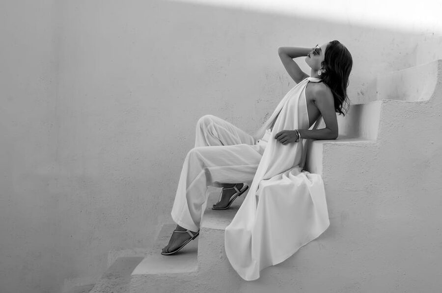 Santorini: Private Photo Shoot with a Professional … - Practical preparation for the day
