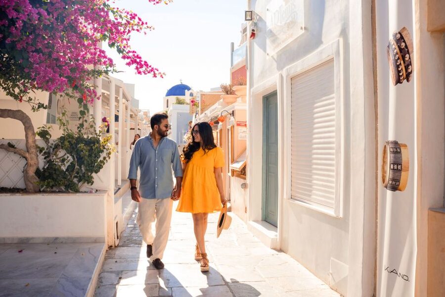 Santorini Private Photoshoot - Morning or sunset, which should you choose?