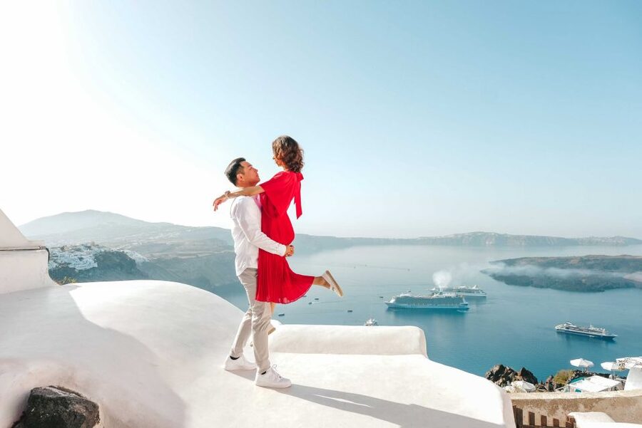 Santorini Private Photoshoot - What you receive after the session