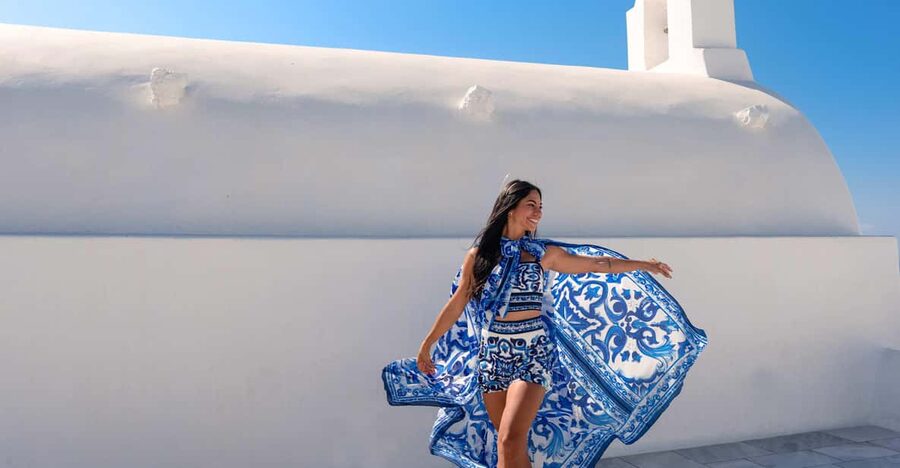 Santorini: Private Photoshoot Tour by a Pro Photographer - Imerovigli: caldera views without turning the shoot into a hike