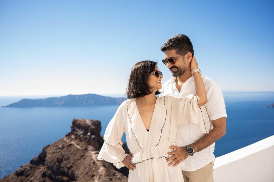 Santorini: Private Photoshoot Tour by a Pro Photographer - Price and value at $223 per person