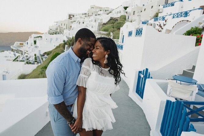 Santorini - Private Photoshoot with a Top Local Photographer - What this Santorini photo session really gives you