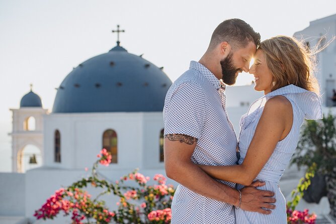 Santorini - Private Photoshoot with a Top Local Photographer - How to get more natural photographs