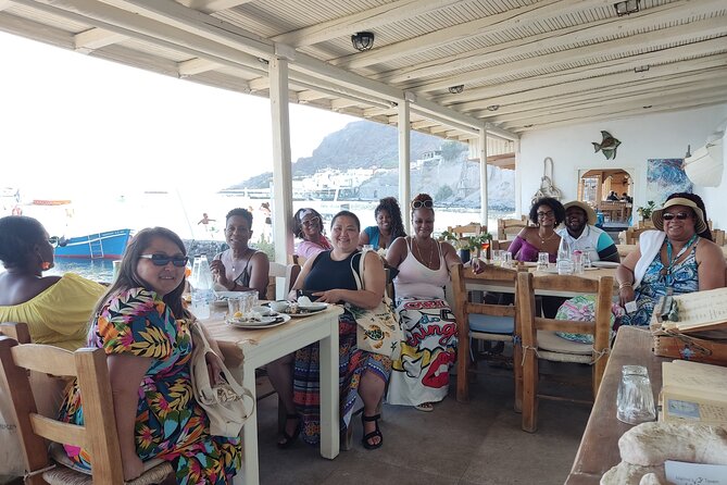Santorini Private Roundtrip Transfer from/to Airport,Port & Hotel - Timing, booking, and cancellation details