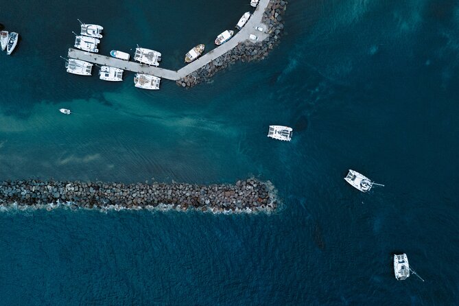 Santorini Private Sightseeing – Real Island Experience - A private introduction to Santorini