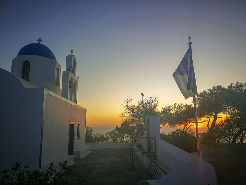 Santorini: Private Sunrise Tour with Breakfast and Oia Visit - Why the early start is worth it
