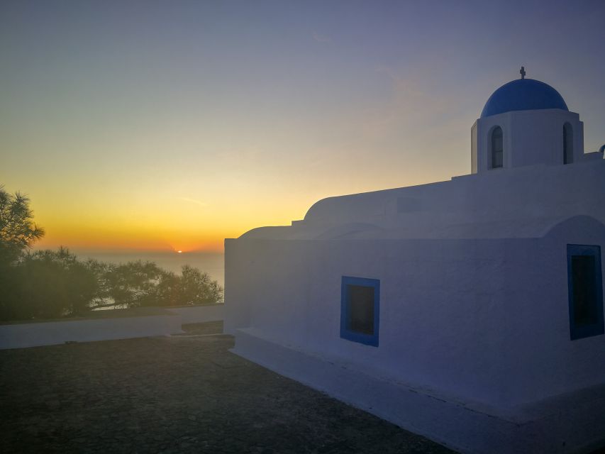 Santorini: Private Sunrise Tour with Breakfast and Oia Visit - Is $206 per person a fair price?