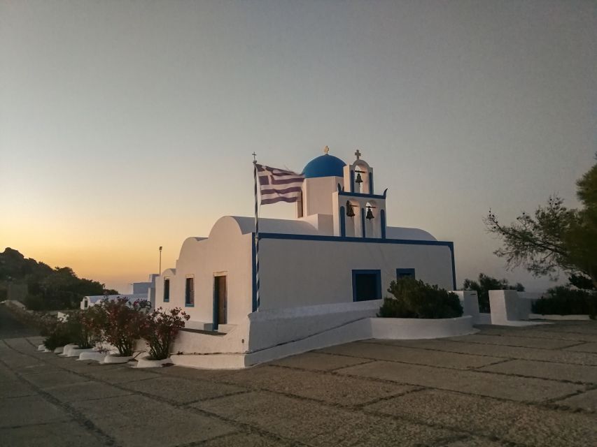 Santorini: Private Sunset Tour with Picnic & Transfer - Why Private Transport Makes a Difference
