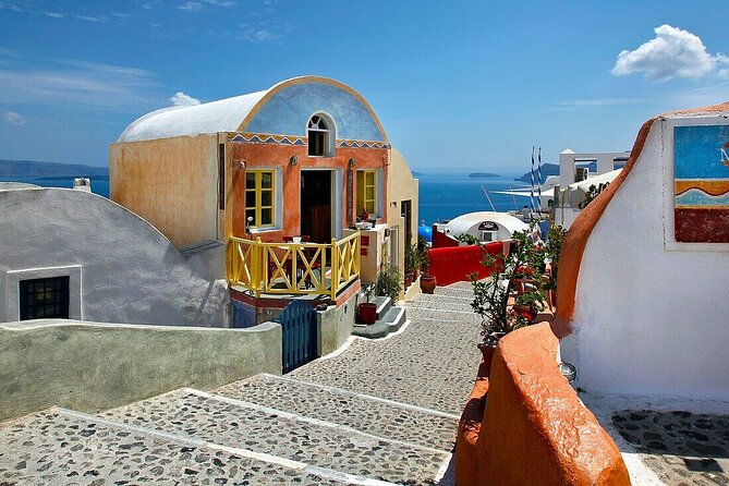Santorini Private Tour - Colors of Santorini - Oia in one focused hour