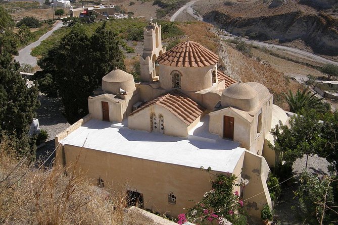 Santorini private tour free choice - Choosing between Oia, Akrotiri, and the caldera