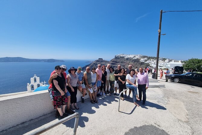 Santorini Private Tour in Spanish - Megalochori: a village pause instead of another postcard