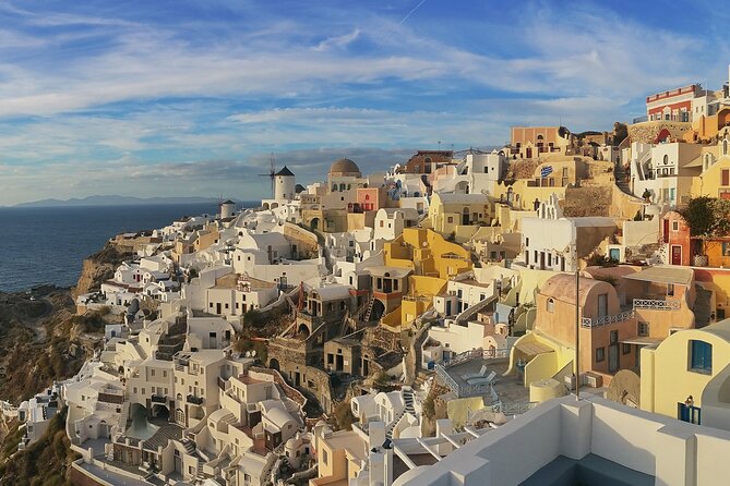 Santorini Private Tour in Spanish - Perivolos Black Sand Beach for a different coast